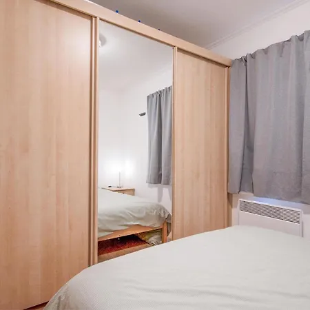 Cozy In With Wifi Апартаменты *